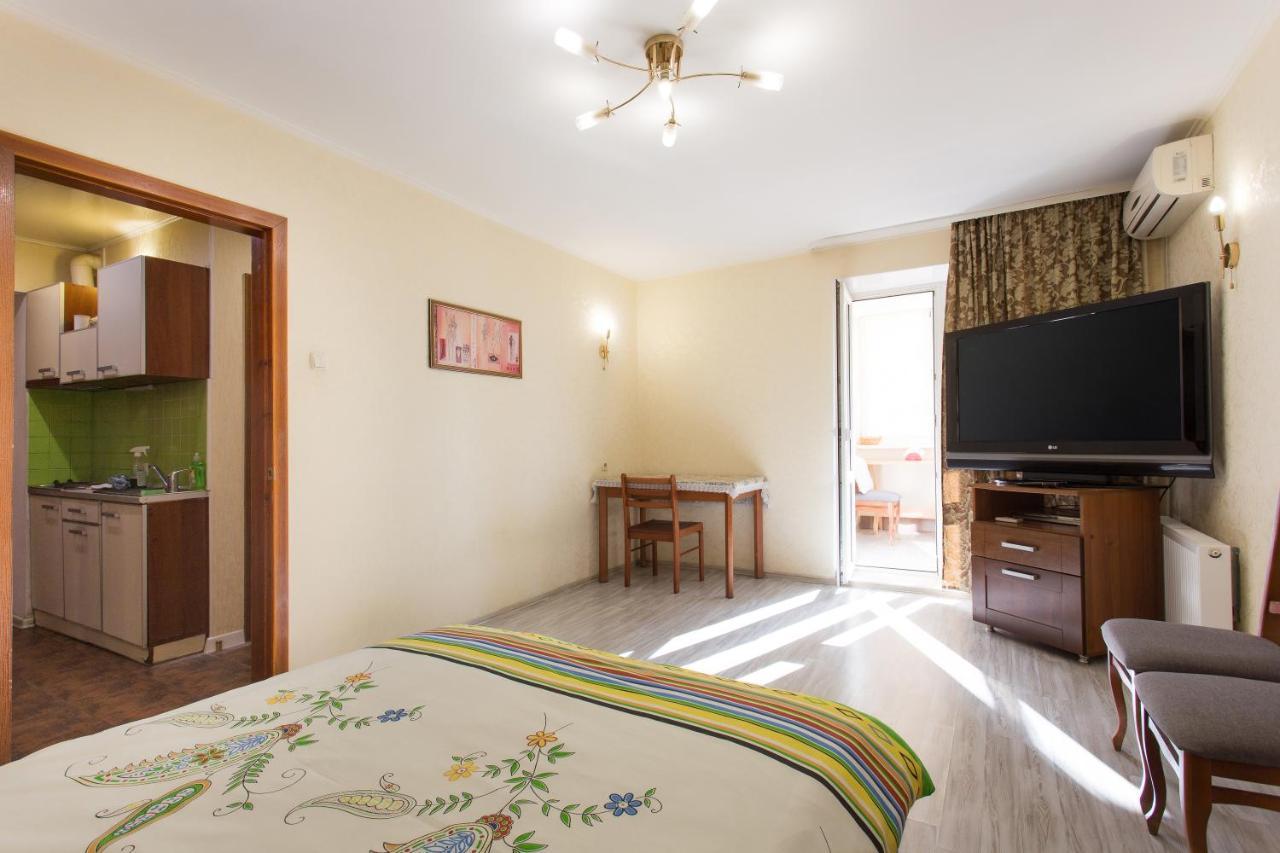 Orange House 64A Apartment Kharkov Ngoại thất bức ảnh